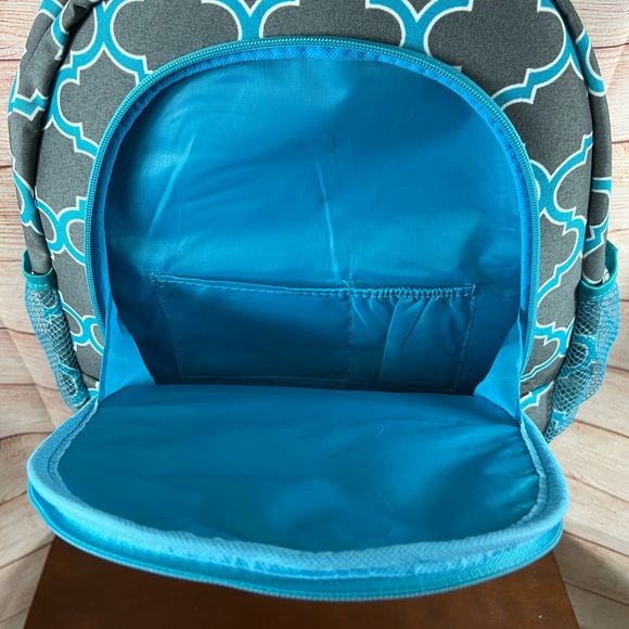 Entrance Arch Continuing design Backpack - Picture 5 of 5